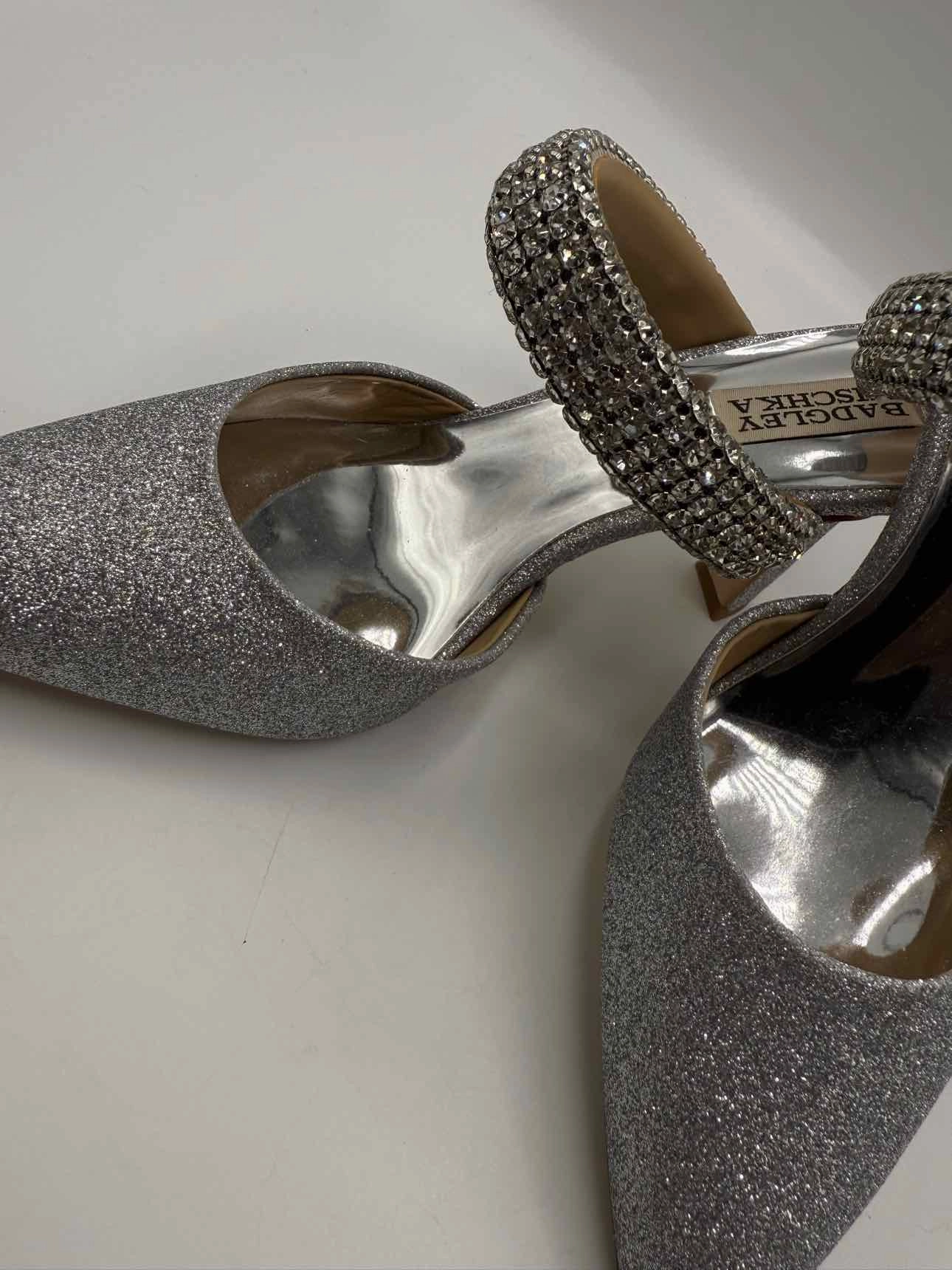 Badgley Mischka Silver Size 8 Sadiya Jeweled Kitten Heels