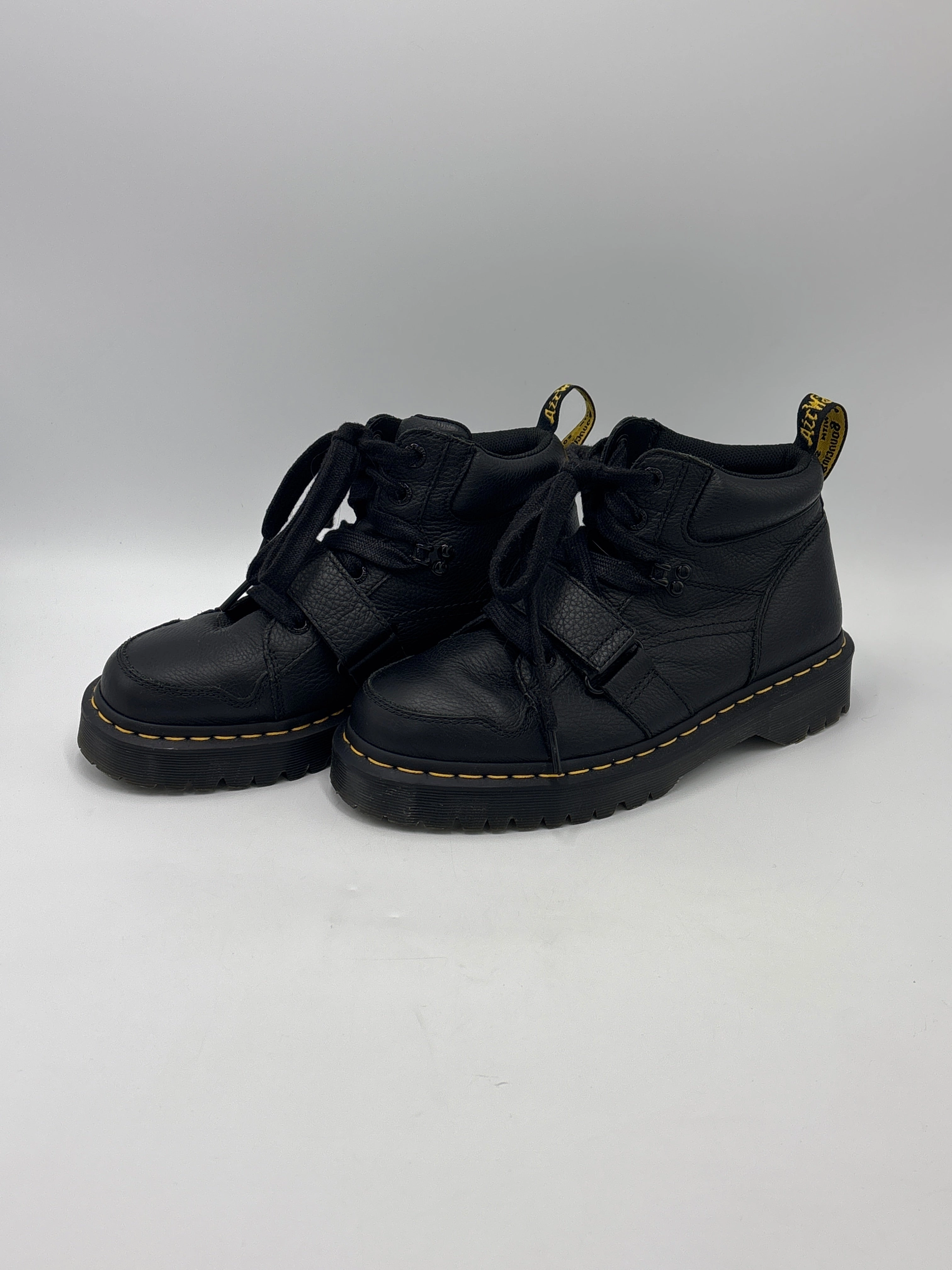 Boots Ankle Flats By Dr Martens In Black, Size: 10