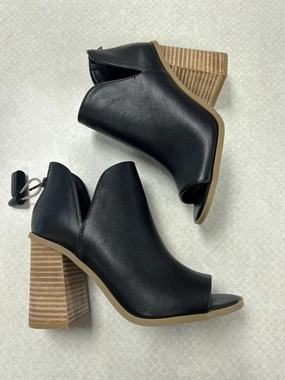 Boots Ankle Heels By Dolce Vita In Black, Size: 6.5