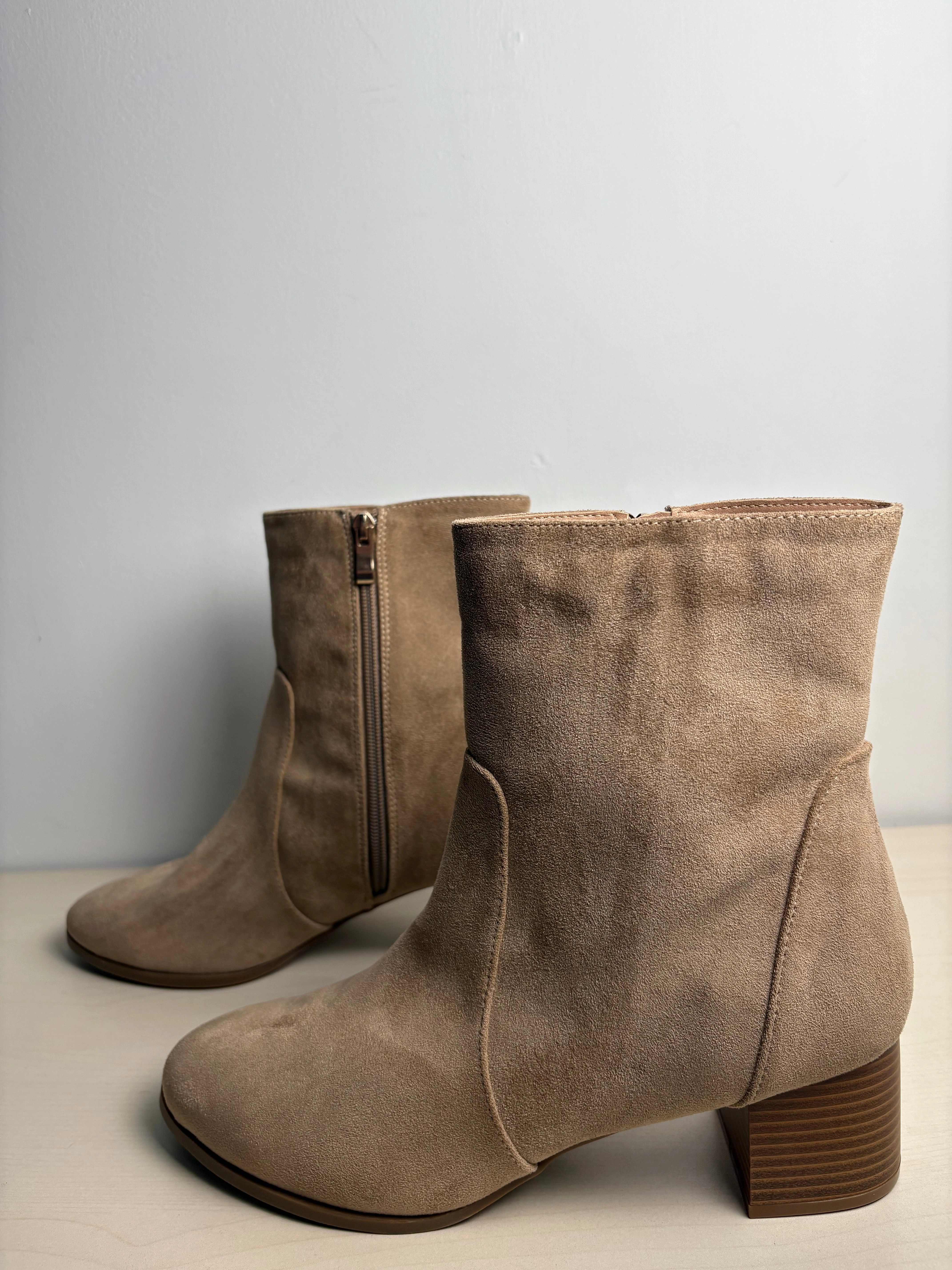 Boots Ankle Heels By Journee In Tan, Size: 10