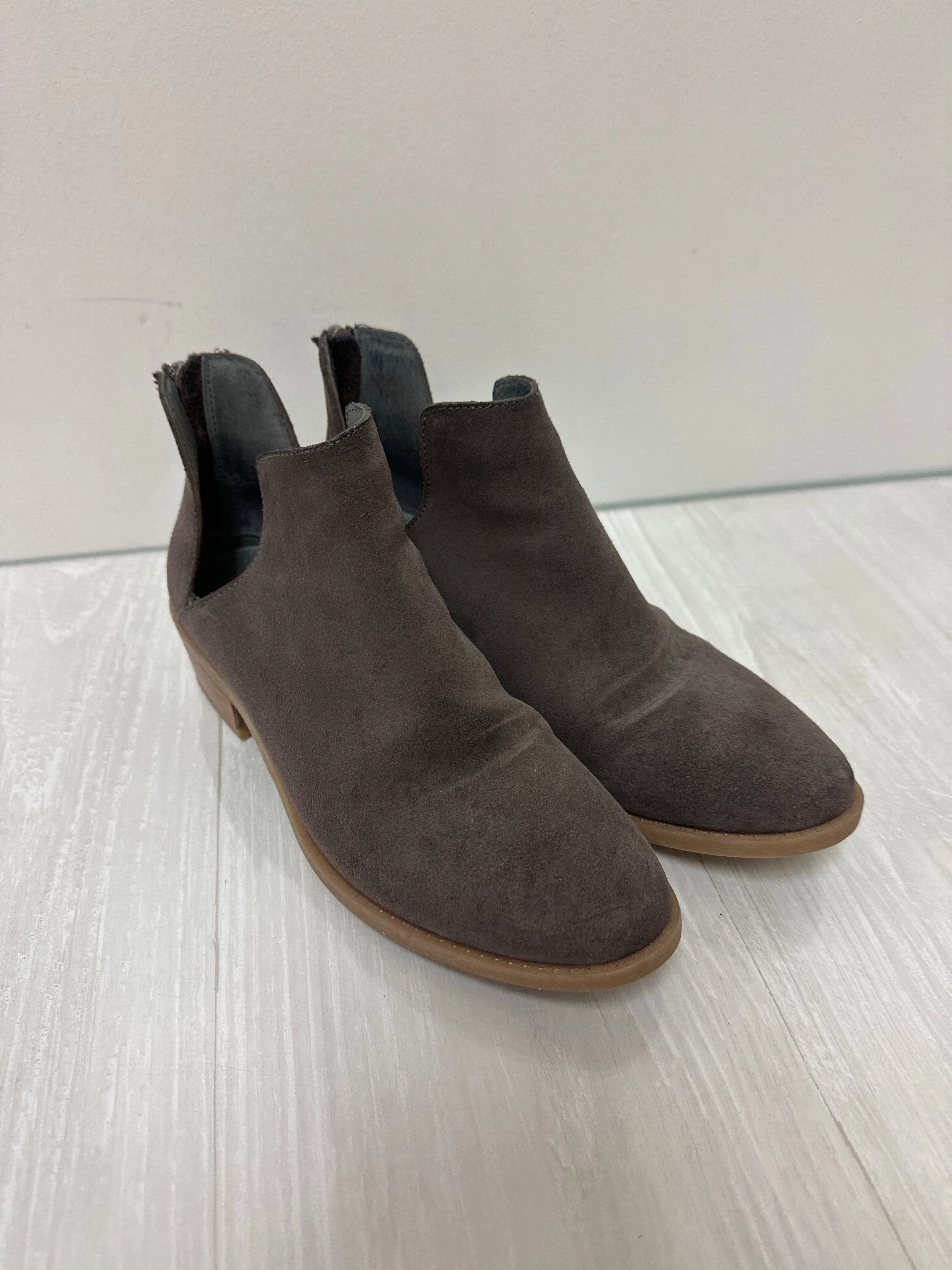 Boots Ankle Heels By Steve Madden In Taupe, Size: 8