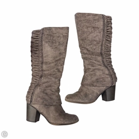 Boots Knee Heels By Clothes Mentor In Tan, Size: 10