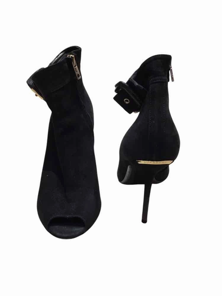 Burberry Black Size 39.5 Shoes