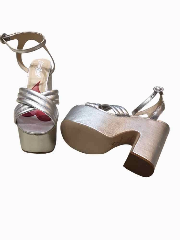 Claudia Lisotta Silver Size 7 Sandals