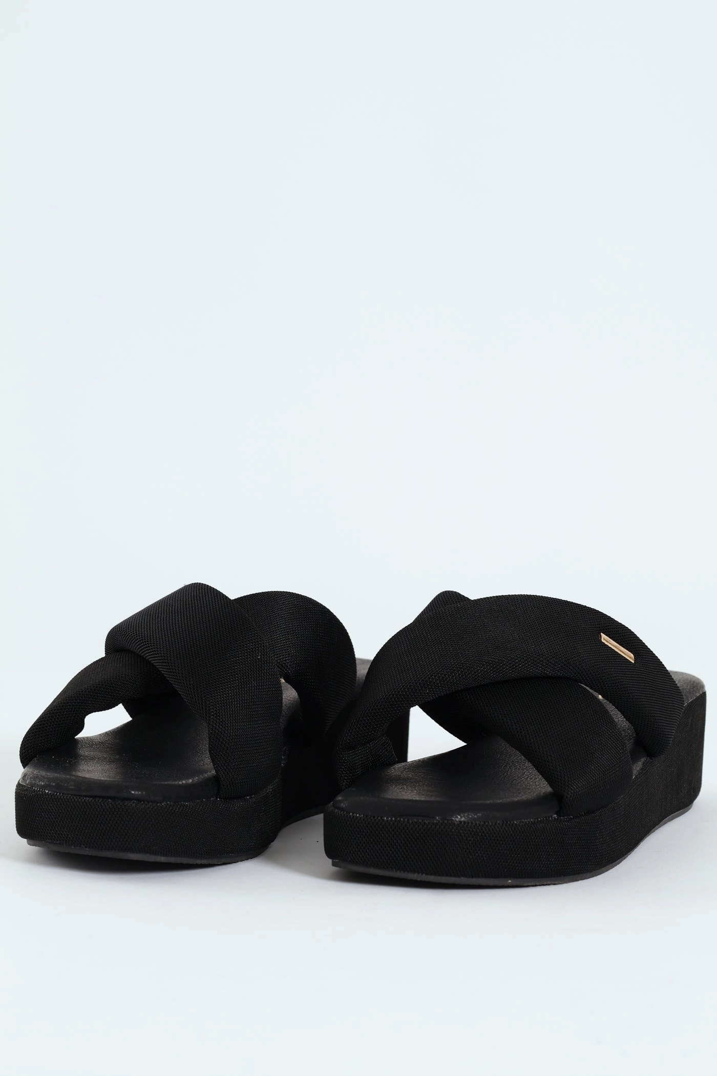 Mesh Crosstrap On Flatform Sandal - Black