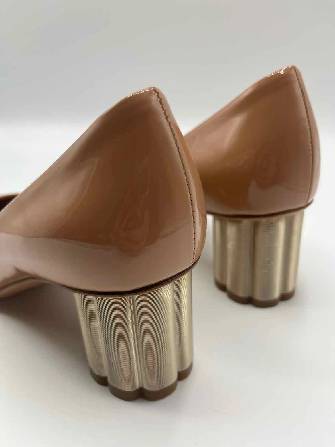 Salvador Ferragamo Nude Size 5 Shoes