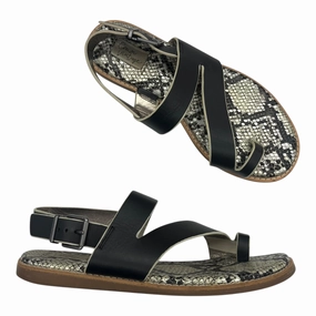 Sandals Flats By Crown Vintage In Black, Size:6.5