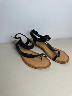 Sandals Flip Flops By Unlisted In Black & Brown, Size: 9