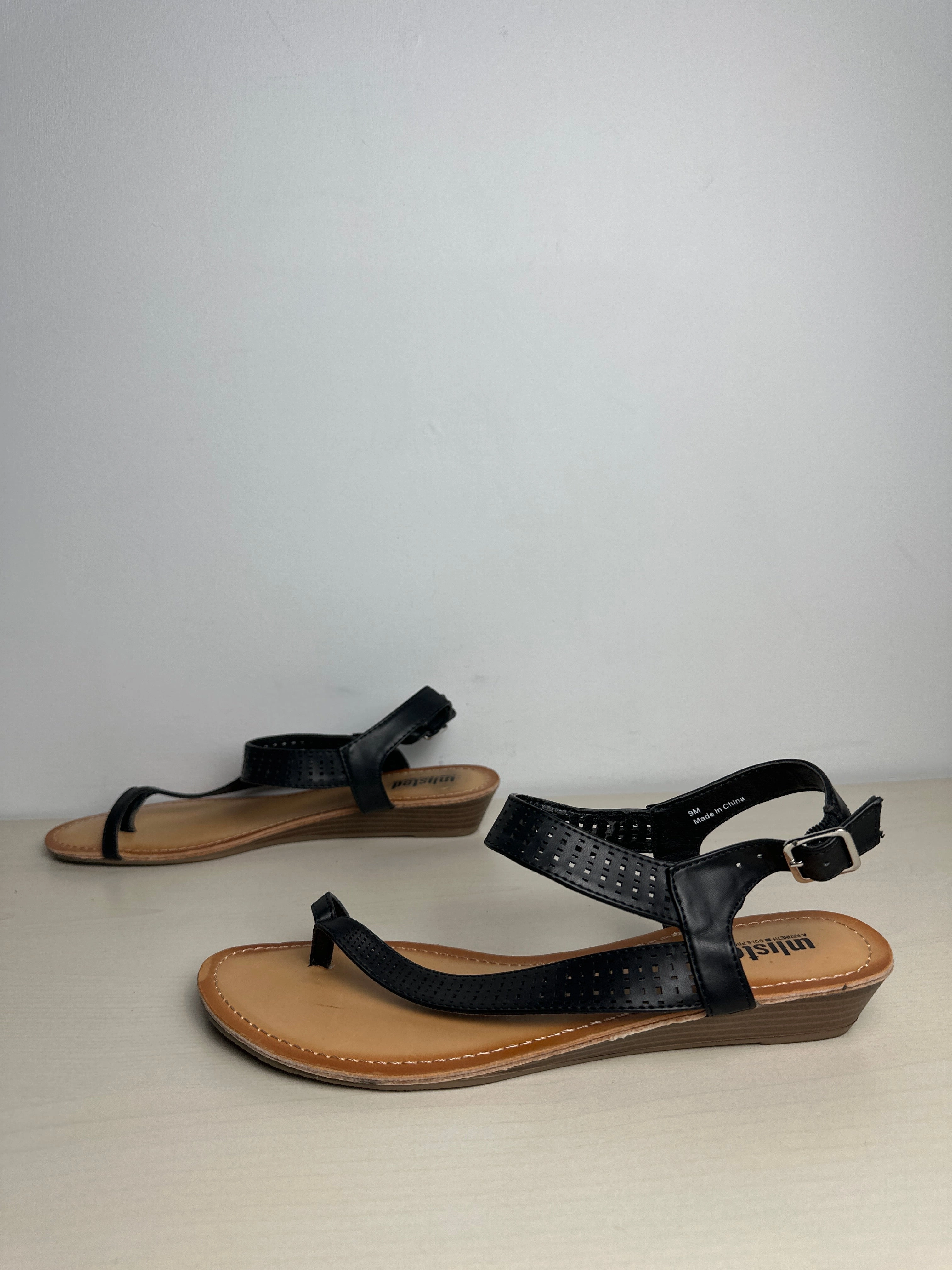 Sandals Flip Flops By Unlisted In Black & Brown, Size: 9