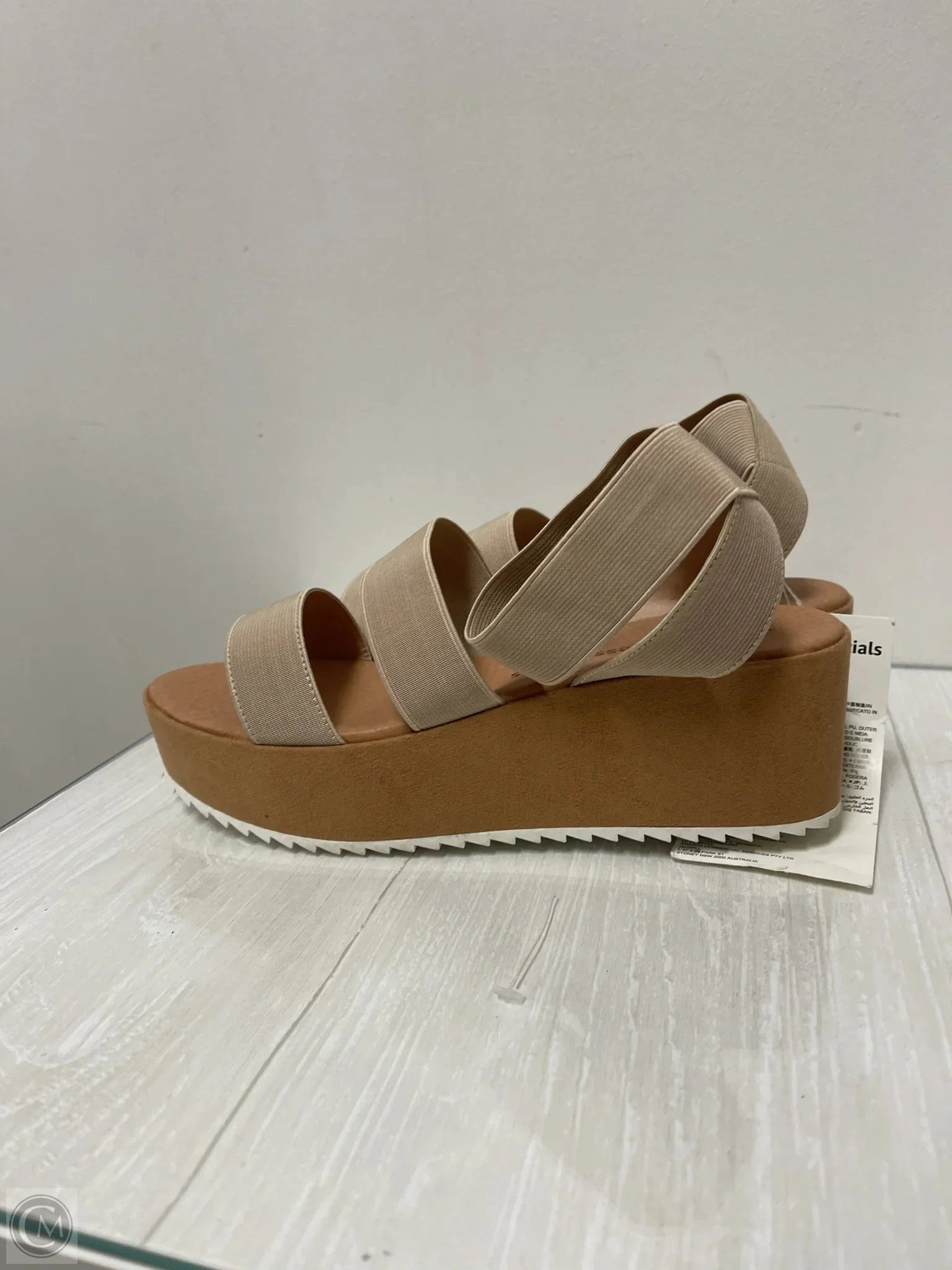 Sandals Heels Platform By Amazon Essentials In Beige, Size: 9