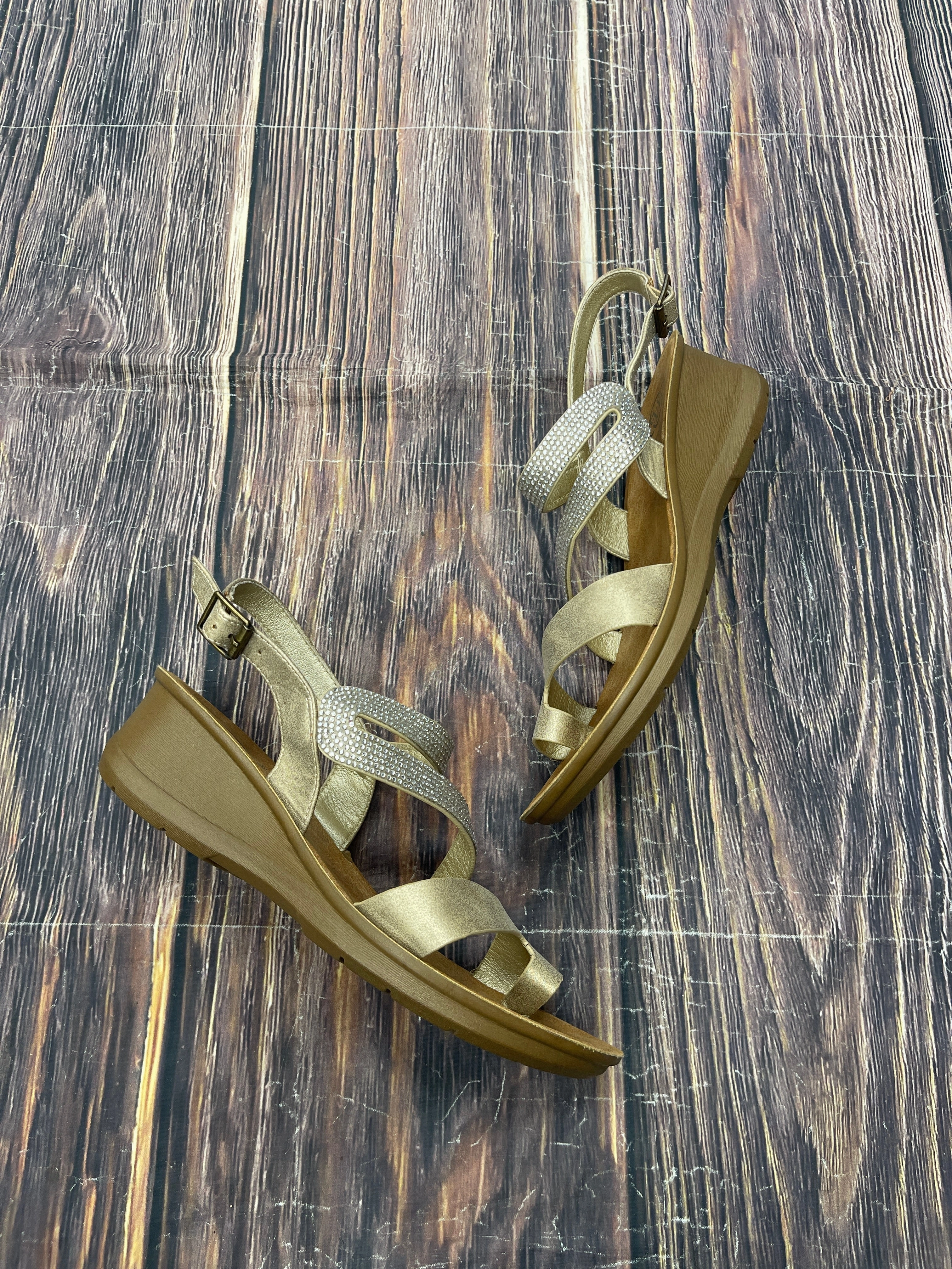 Sandals Heels Platform By Daisy Fuentes In Tan, Size: 8