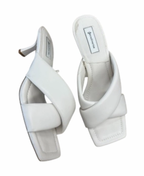 Shoes Heels Kitten By Clothes Mentor In White, Size: 6.5