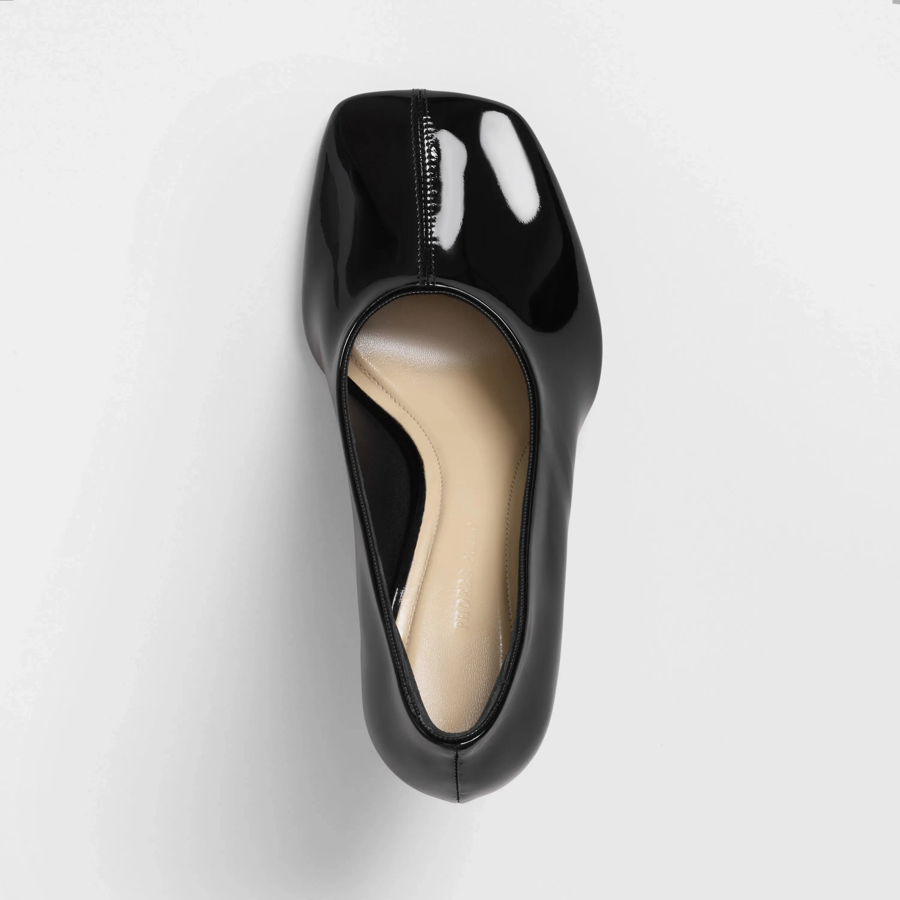SOFT PUMP 90 | patent black leather