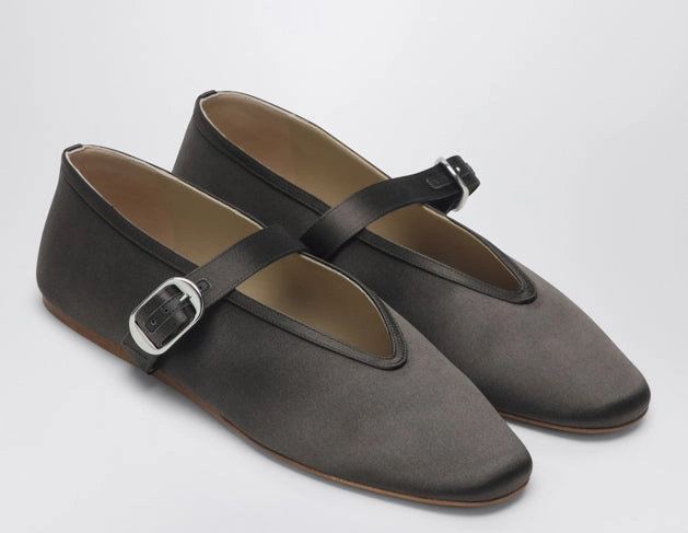 Stella Stretch Satin Slipper